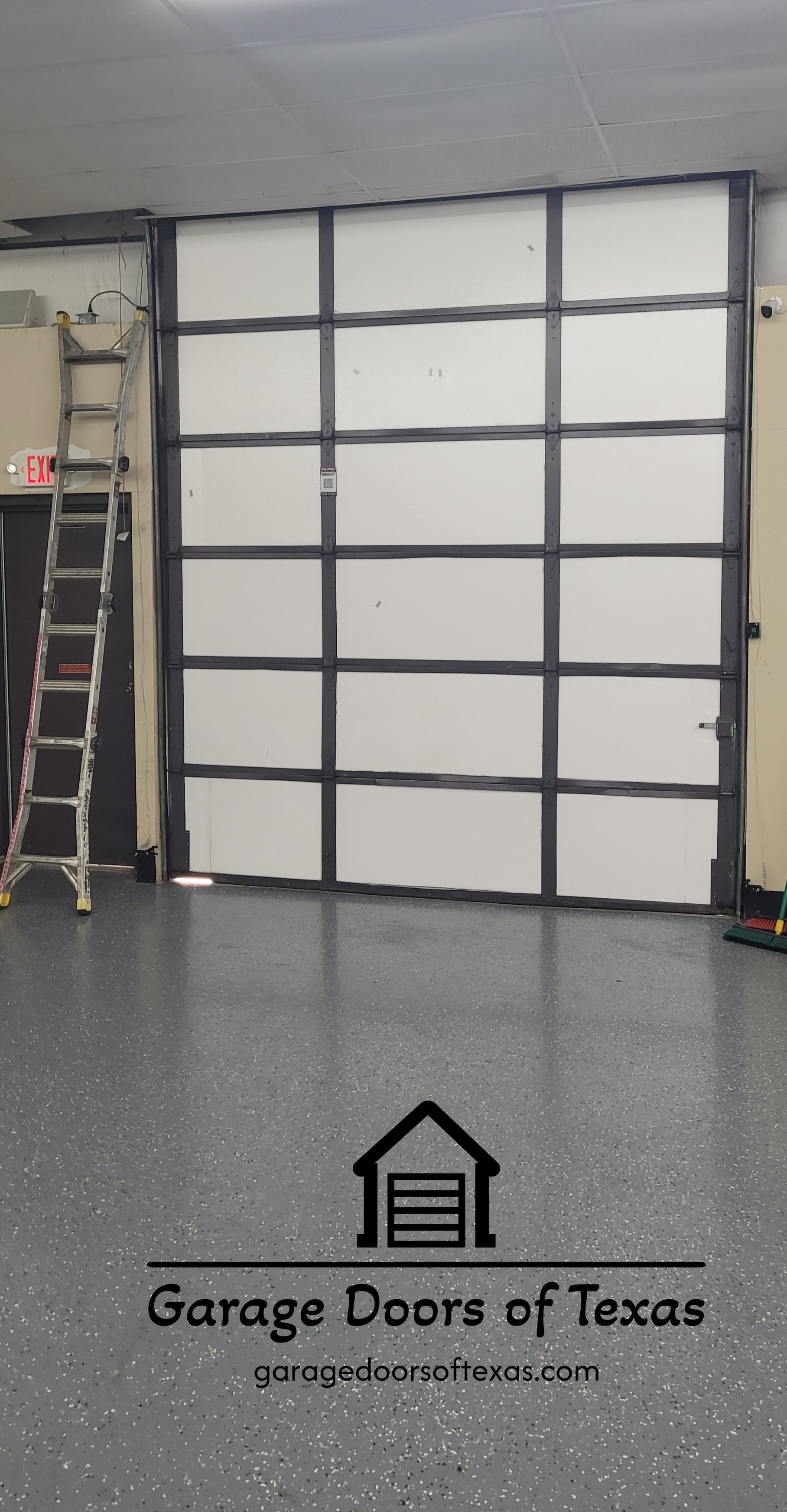 garagedoorsoftexas.com_commercial_garage_door_repair