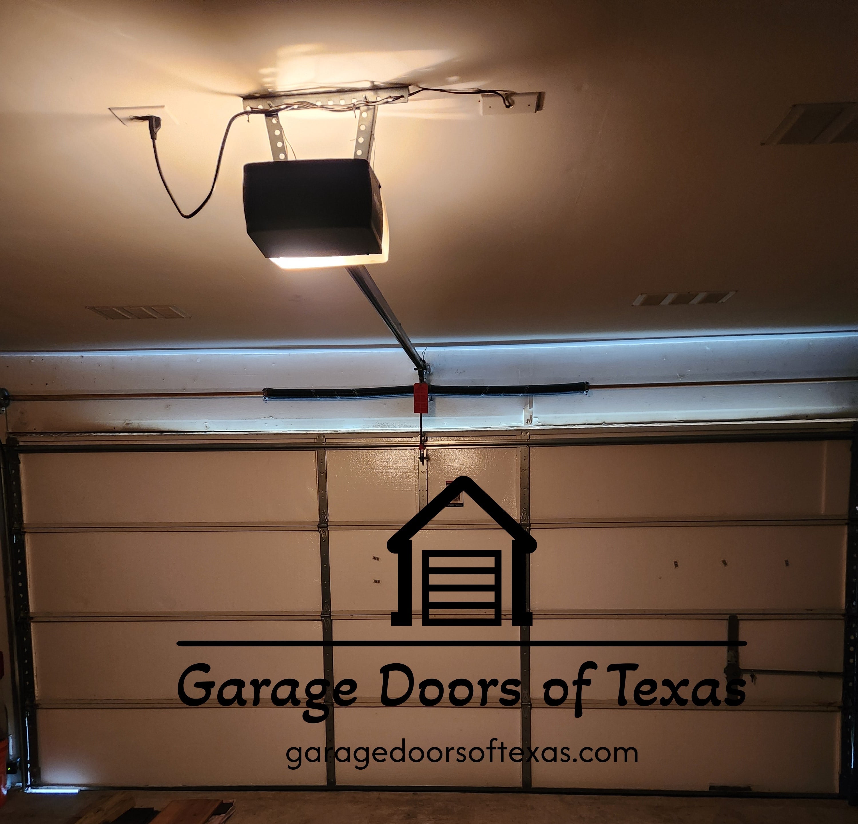 garagedoorsoftexas.com_garage_door_opener_repair