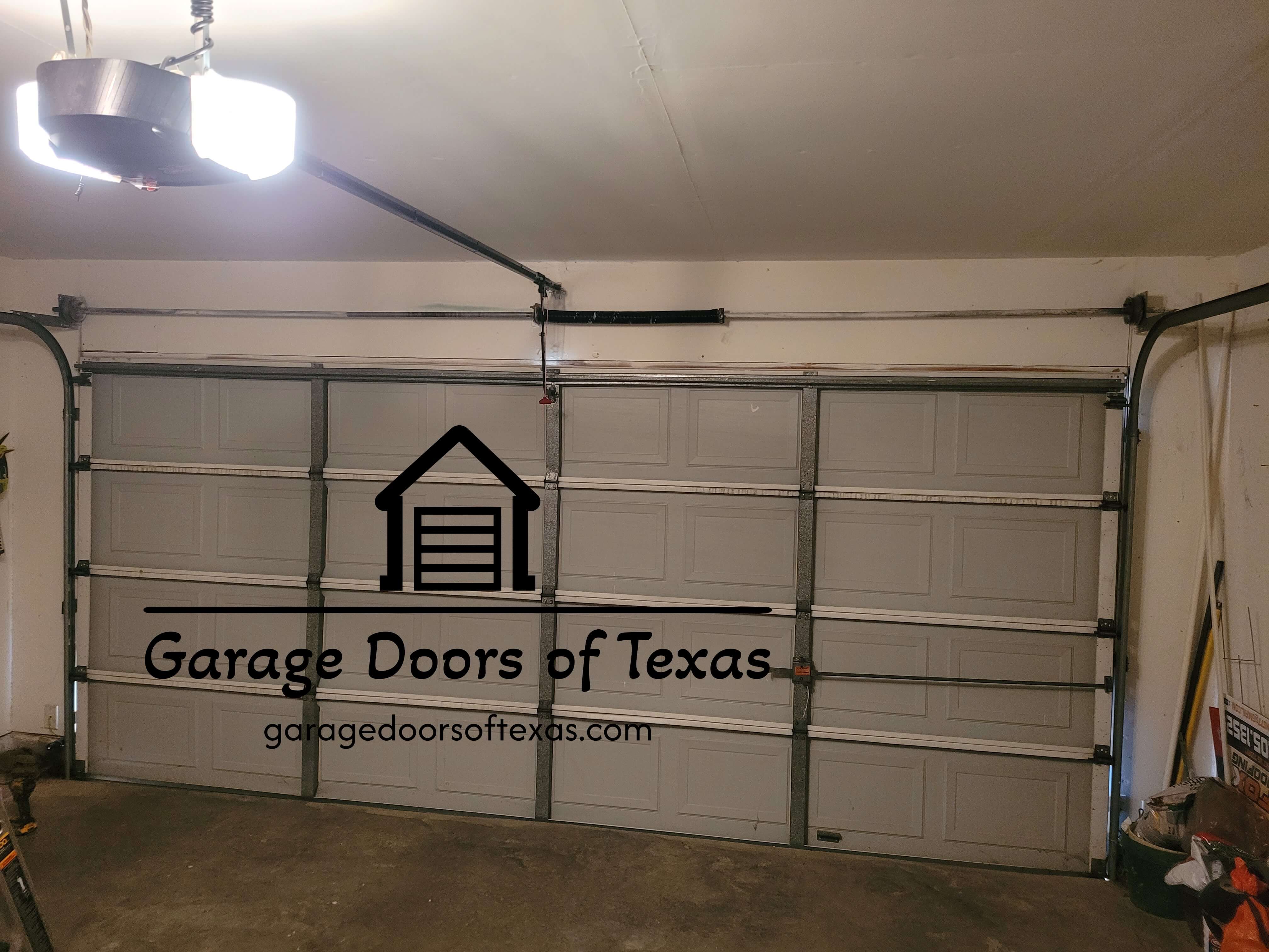 garagedoorsoftexas.com_genie_garage_door_opener_repair