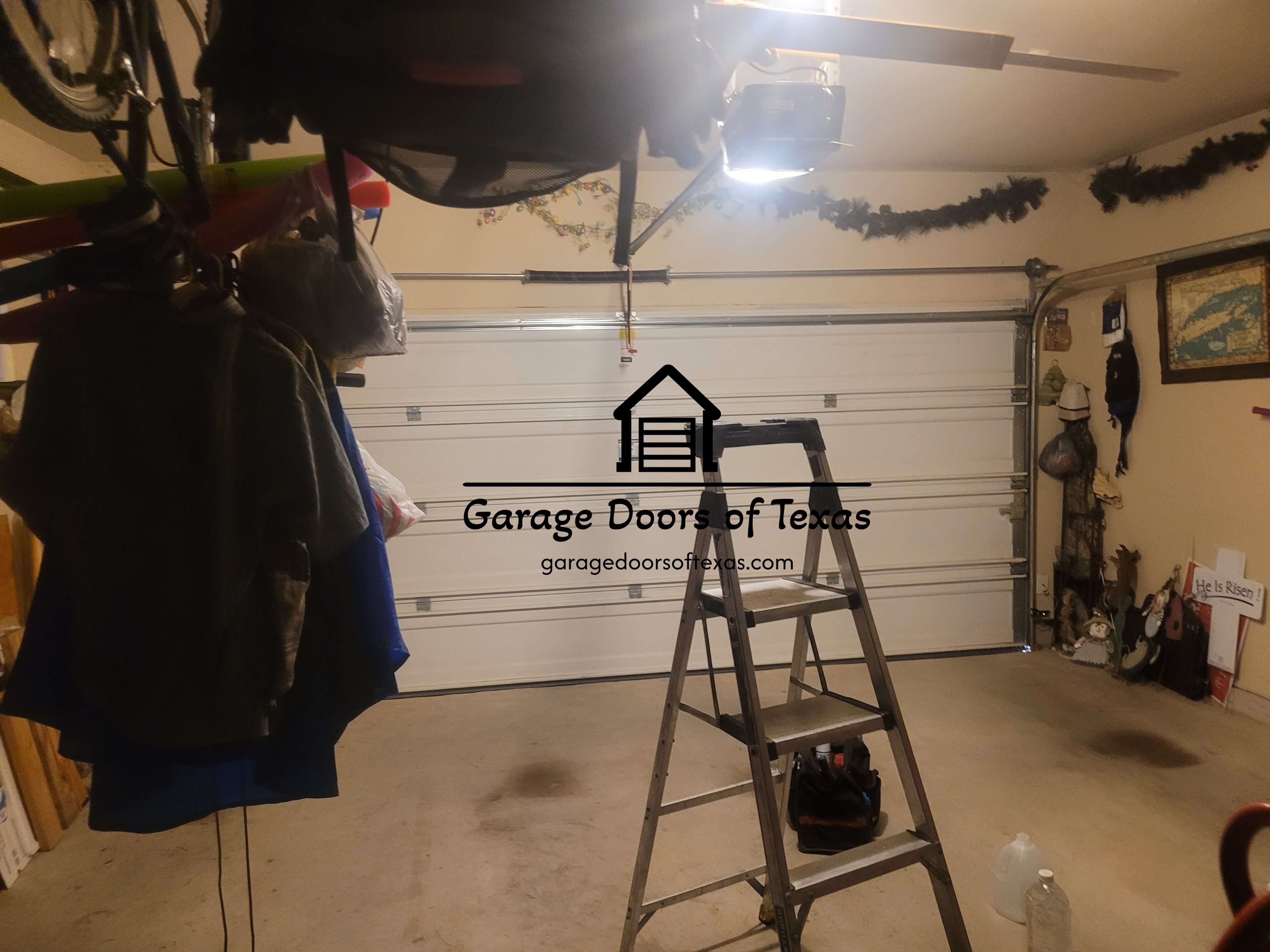 garagedoorsoftexas.com_wayne_dalton_garage_door_repair